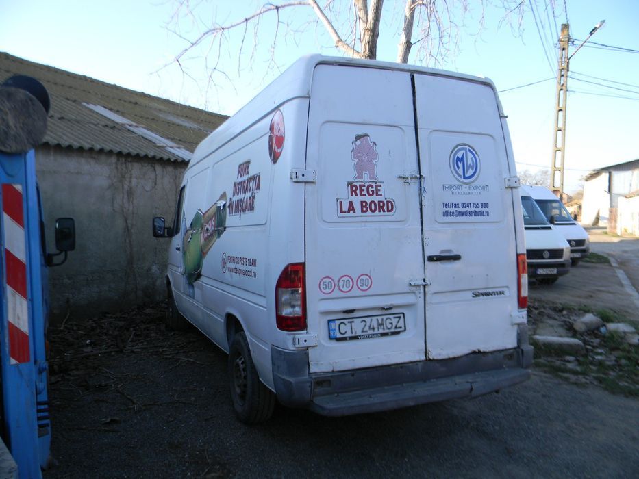 Dezmembrari Mercedes-Benz SPRINTER (W903) (1998-2005) 208 CDI Motorina