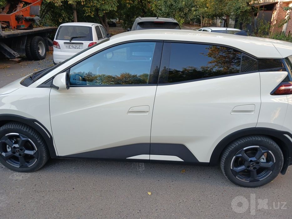 BYD. Сигул. 400 тали. 2023 йил. 37000 пробэг. 96 йомст. Краска  тоза.