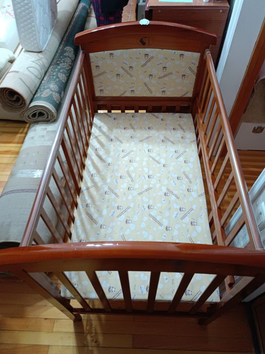 Продается детская кроватка с ортопедическим матрасом