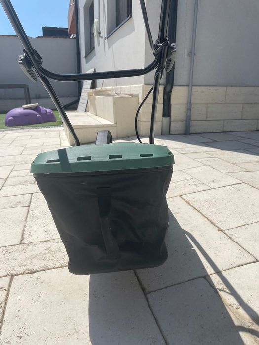 Masina de tuns gazon/iarba electrica Bosch UniversalRotak 450, putere 1300 W