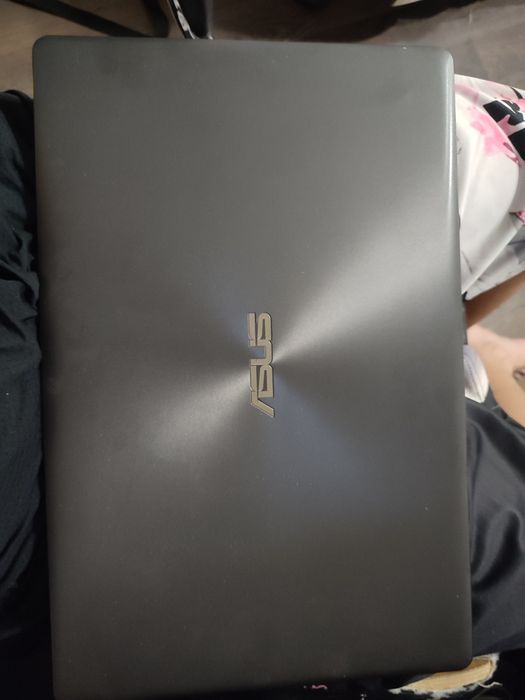 Ноутбук Asus K550C