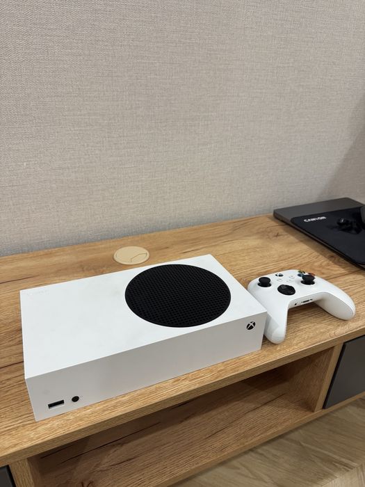 XBOX Series S (512GB)