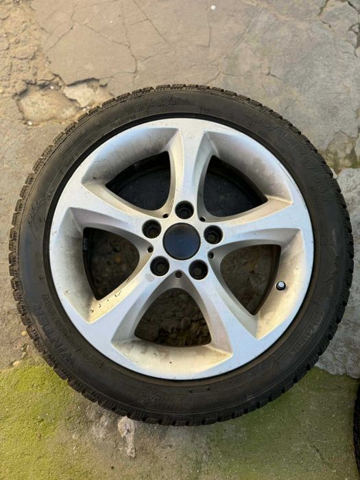 Set jante aliaj + anvelope iarnă 225/45 R17 5x120 – stare foarte bună