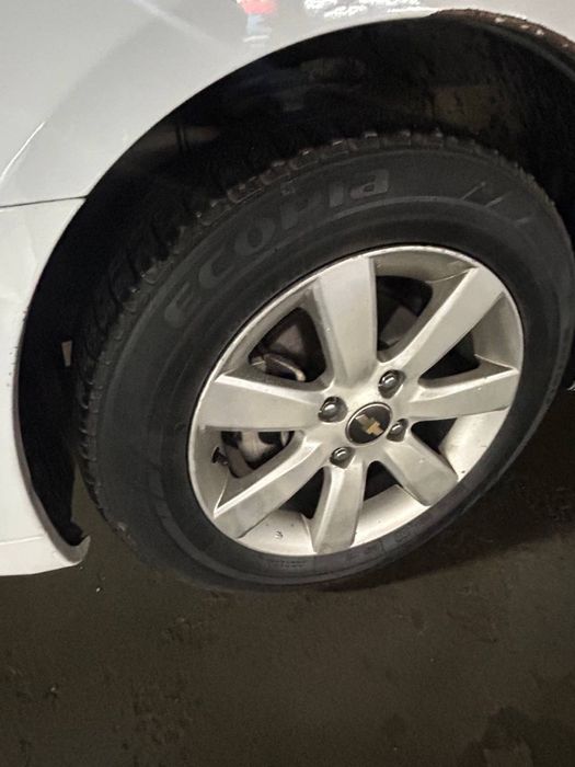 Epika 2011 oq  holati yaxshi