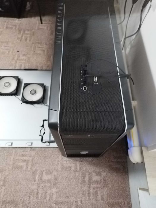Unitate pc de vanzare