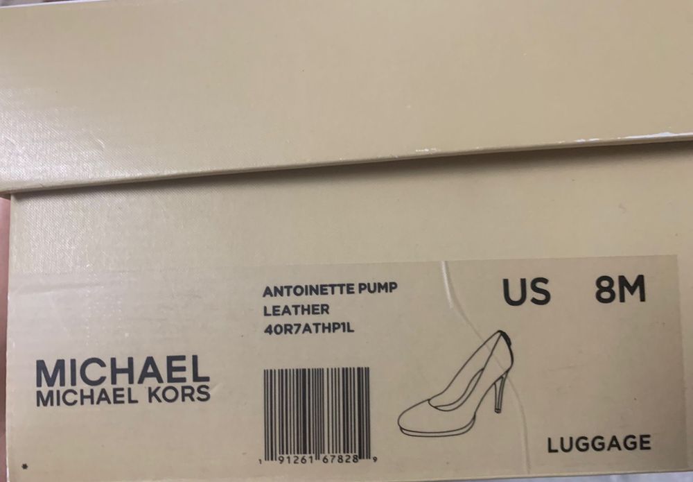Pantofi cu toc Michael Kors