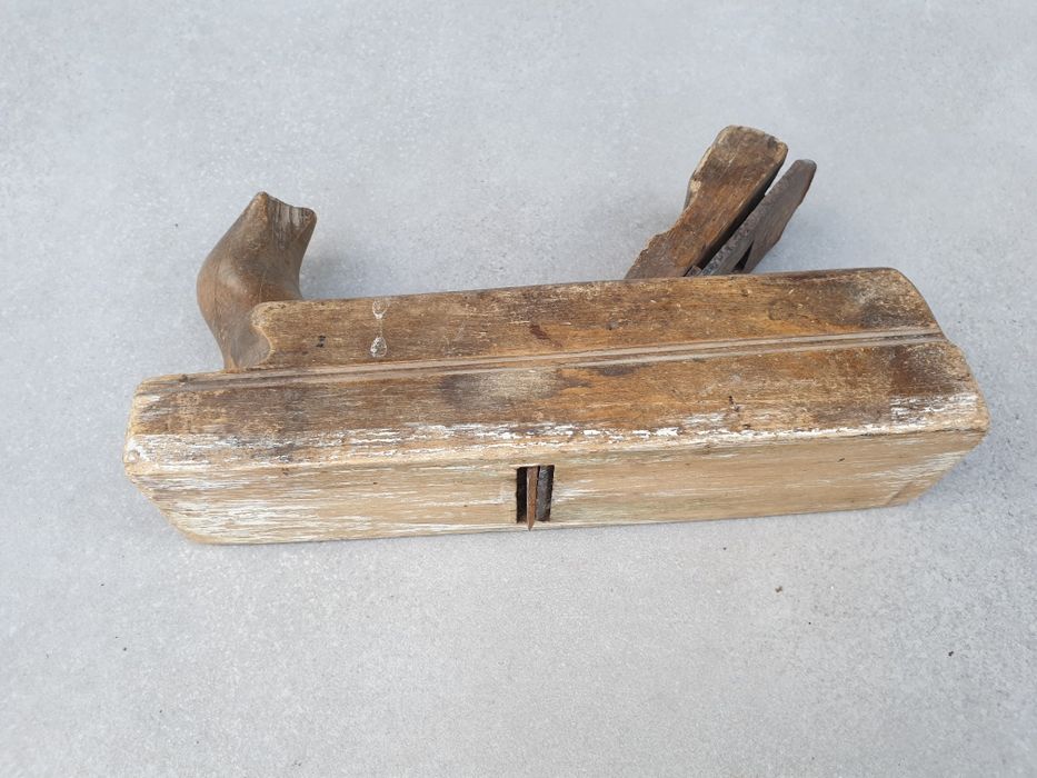 Rindea veche din lemn