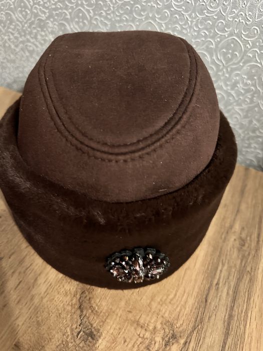 Зимние шапки новые