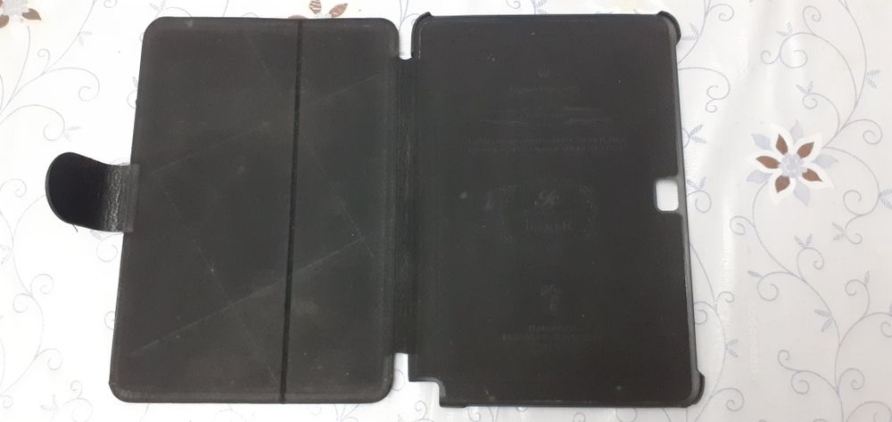 Чехол для планшет