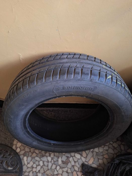 2 бр. летни гуми Kormoran, 205/60R/16 96V,