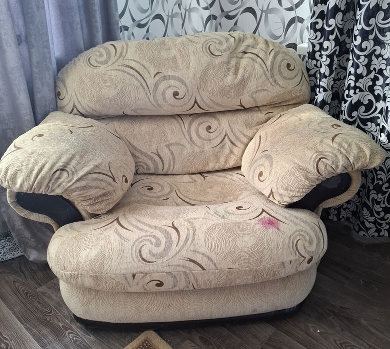 Продам угловой диван