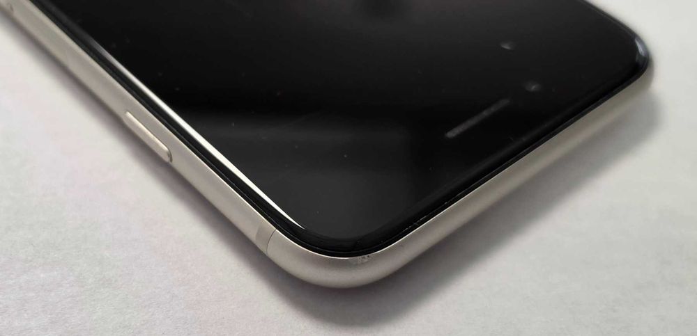 Iphone SE Gen 3 64GB