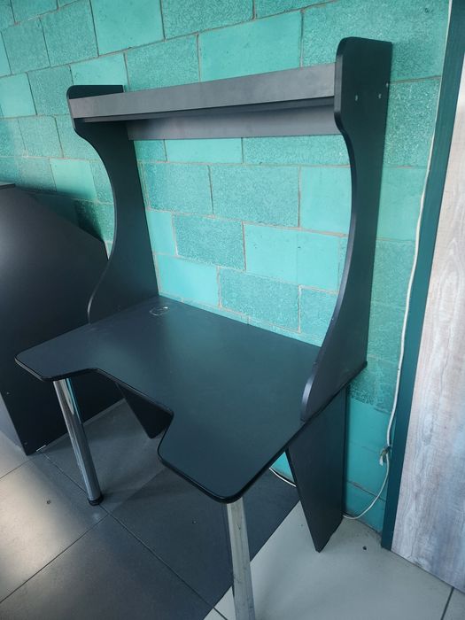 Продам 3 компьютерных стола