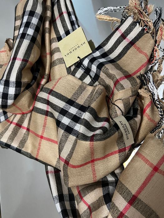 Eșarfă Burberry London