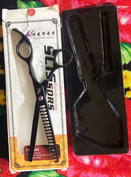 Sartaroshlar kreslosi salon uchun jeniski mursko'y