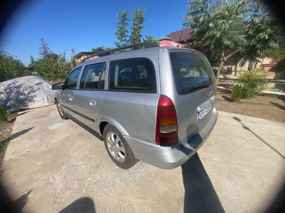 Vând Opel Astra g 2004 motor 1.7 disel