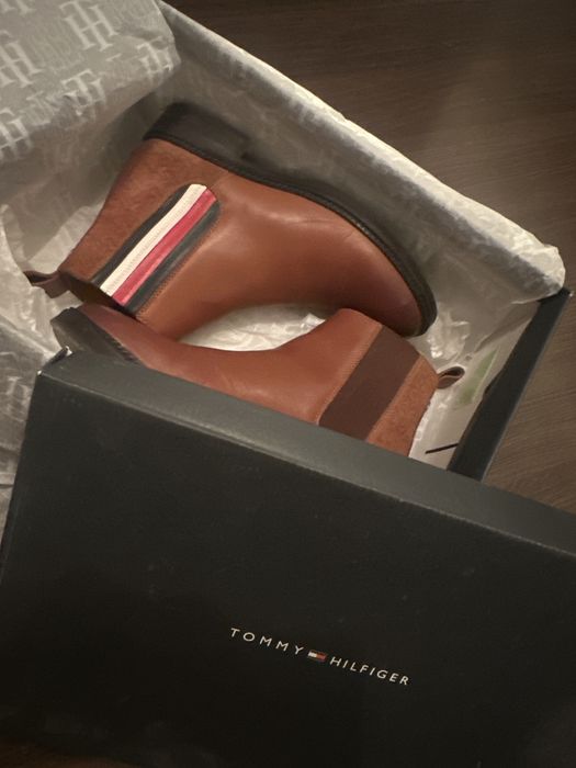 Tommy Hilfiger - страхотни боти