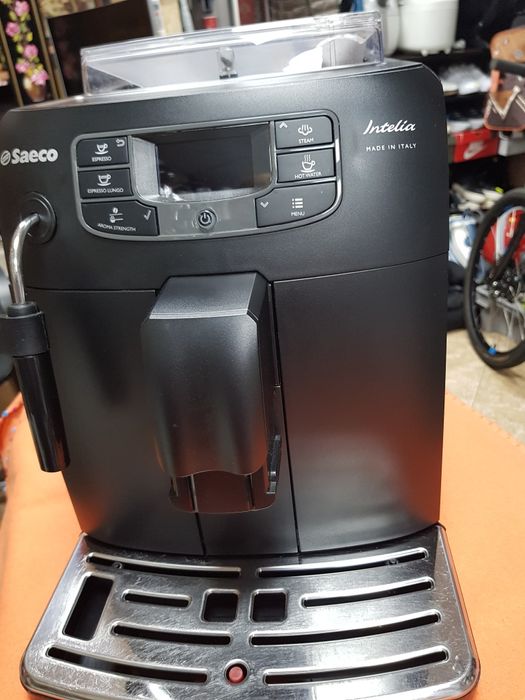 Кафемашина робот Saeco
