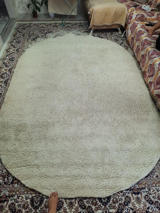 Продам ковёр 2*3