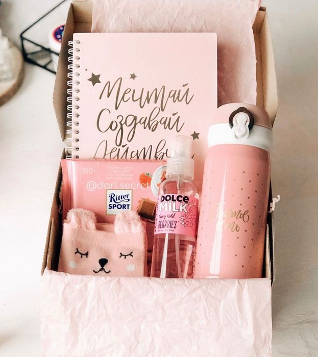 Продаю подарки сладкие и букеты из атласных лент