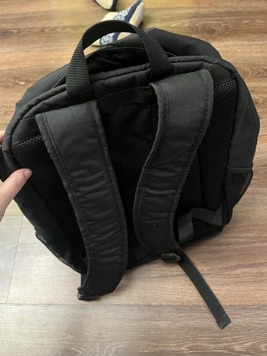 Vand geanta - ghiozdan pentru calculator