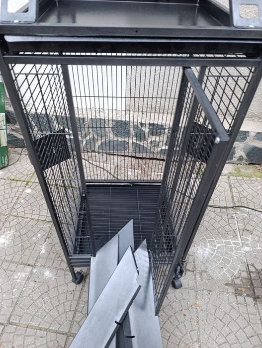 Клетка /Волиера/зa среден папагал