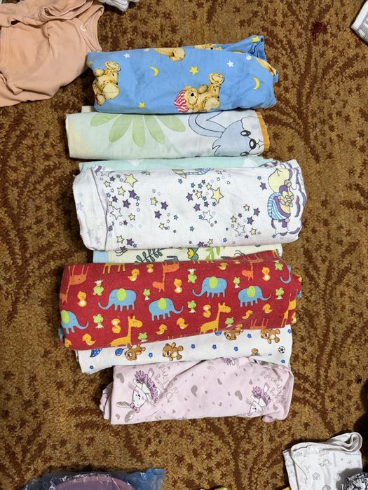 Продам детские вещи