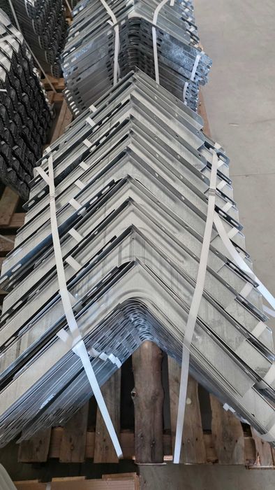 Стойки за климатици Заварена конзола ECO MINI 43 см за климатик 9-12 000 BTU, 1,5 мм бяла ламарина