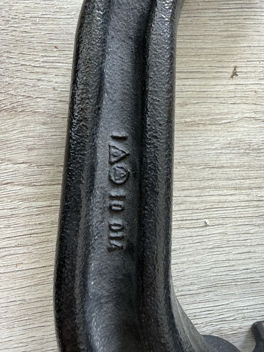 Теглич за Mercedes