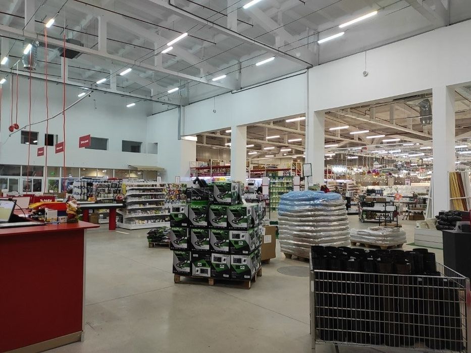 Дава се под наем Промишлена сграда в София, НПЗ Изток - 5100 кв.м за 84784.95 € - Снимка #9