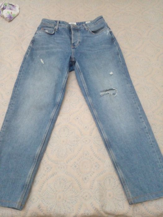 Продам джинсы жен