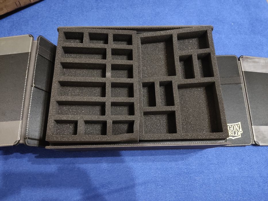 Кутия за миниатюри