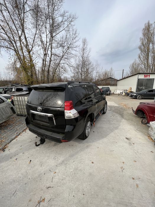 Dezmembrez Toyota Land Cruiser j150 2010-2014