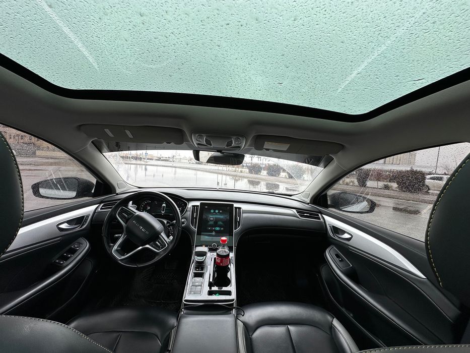 Roewe i6 max 215 млн