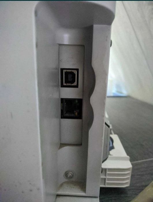 Принтер HP Color LaserJet CM1017 MFP
Принтер - копировальное устройств