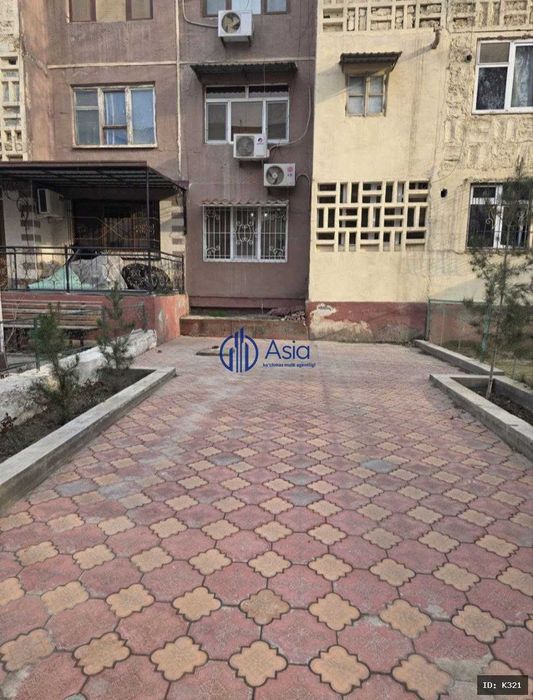 Panelniy domdan 3x xonali kvartira sotuvga chiqdi Manzil:Sentralniy