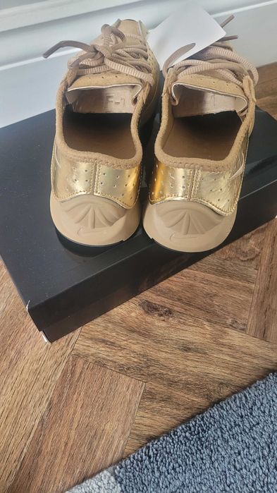 Дамски маратонки Nike Air