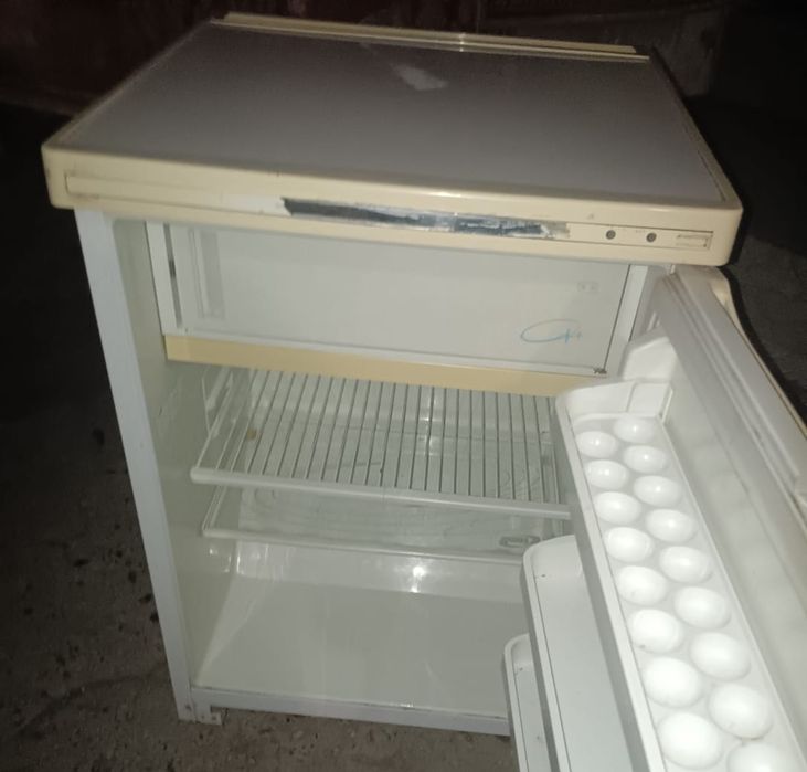 Продам холодильник