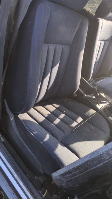 Продается двери от мерседес 124