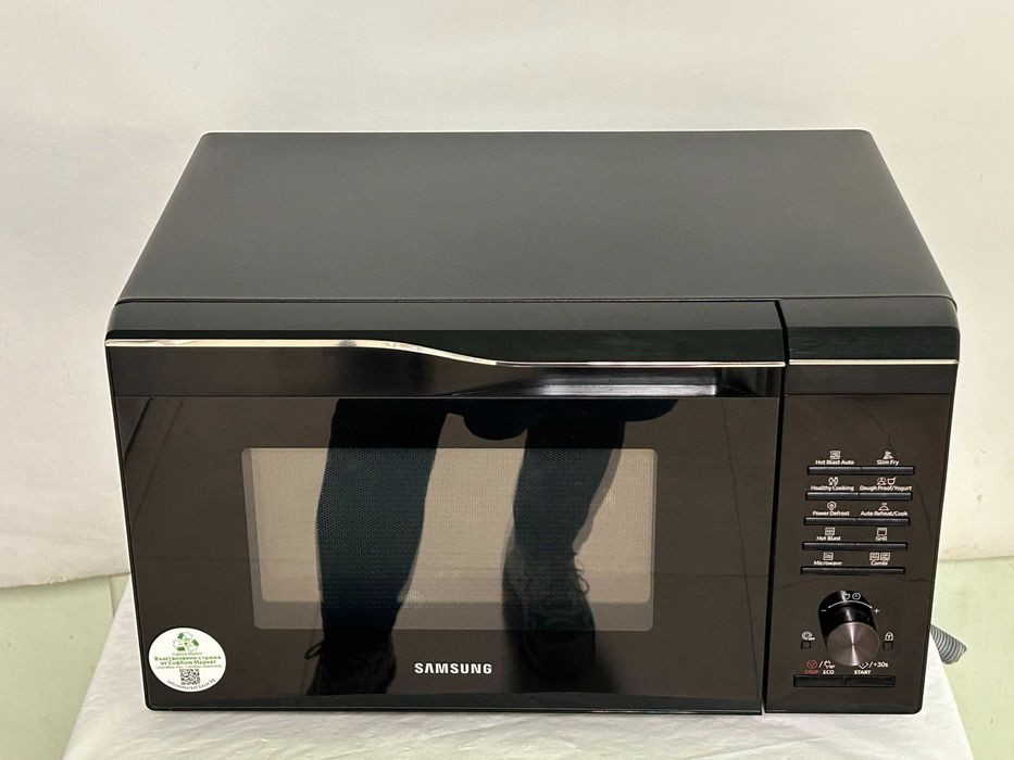 Mикровълнова фурна Samsung 28 l (С горещ въздух и Грил) – 900W