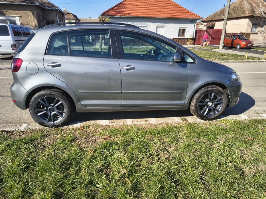 VOLKSWAGEN Golf Plus 2010 — imagine 4