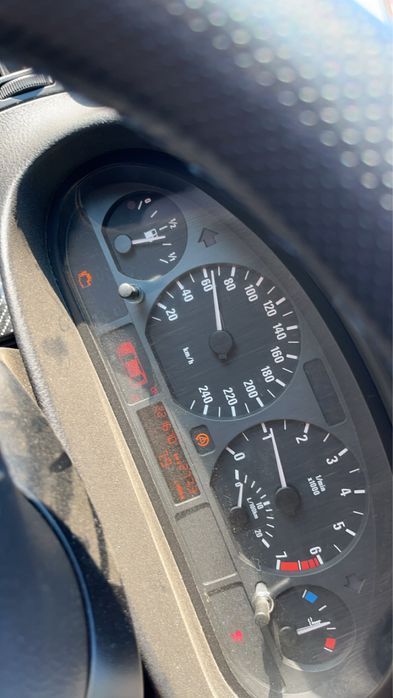Vand bmw e46 URGENT 318i 2.0 benzina