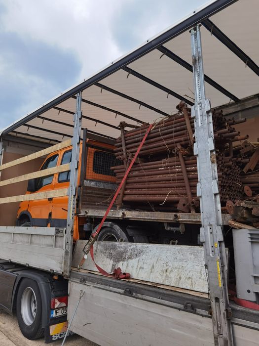 inchiriez Schela metalica si popi