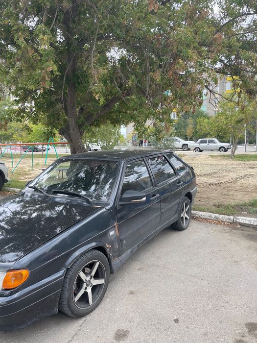 Продам машину ваз 2114