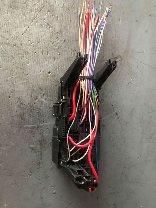 panou siguranta cu releu 2.0 d volvo xc60 2010-2014