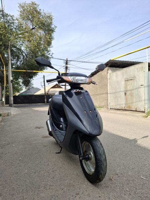 Продам мопед марка Хонда дио 35.