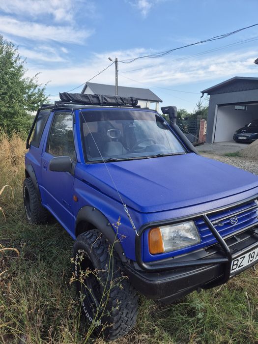 Vând Suzuki Vitara Off-Road 1.6 8V