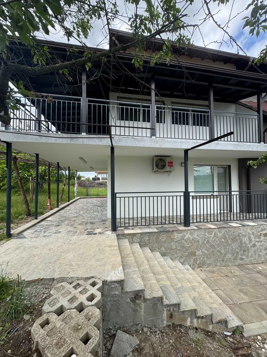 Продава се Къща в с. Драговищица, Област София-област - 383 кв.м за 940 €/кв.м - Снимка #9