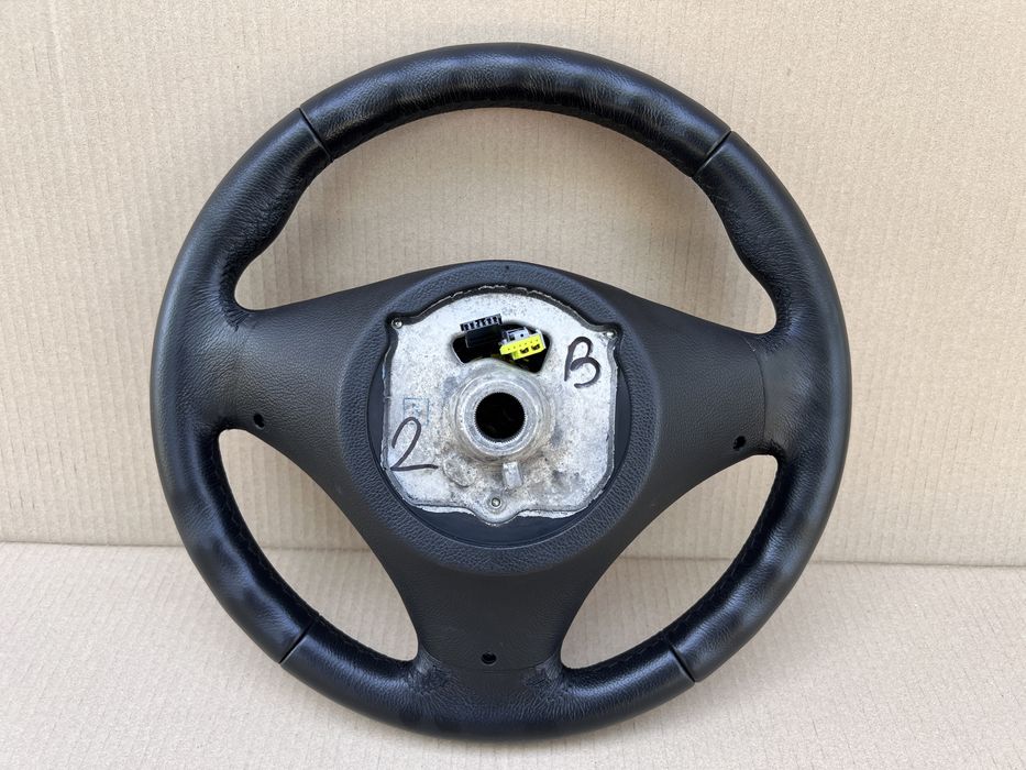 Bmw e90,e91,e87 SportLine волан в много добро състояние. - 2