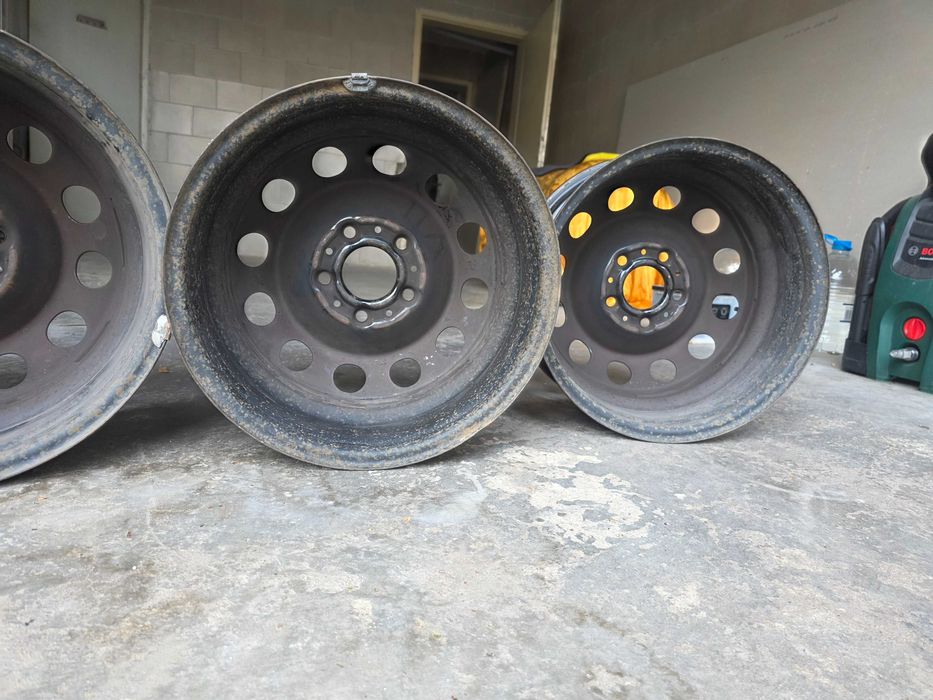 BMW джанти комплект 16" Стоманени